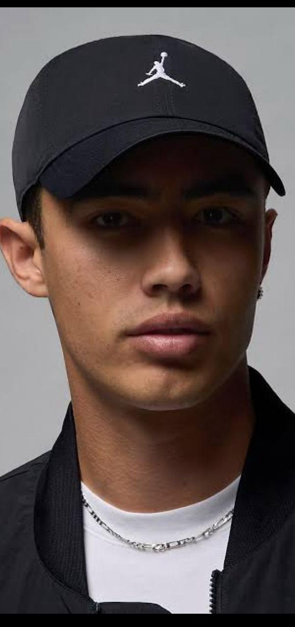 NIKE CAPS